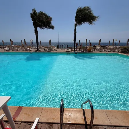 Sea View - Pool - Parking - Bikes Apartment Sanremo